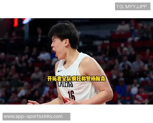 比卢普斯称赞夏普攻守兼备称其能应对高强度对抗挑战