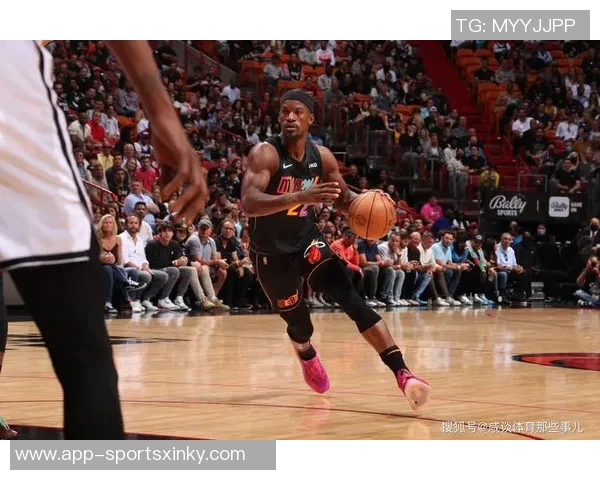 巴特勒怒怼沃尔夫白人新秀单打篮网展现硬实力引发争议